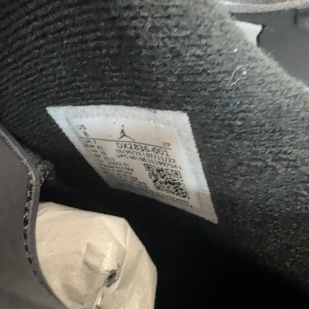 Air Jordan 6 Retro 'Metallic Silver'