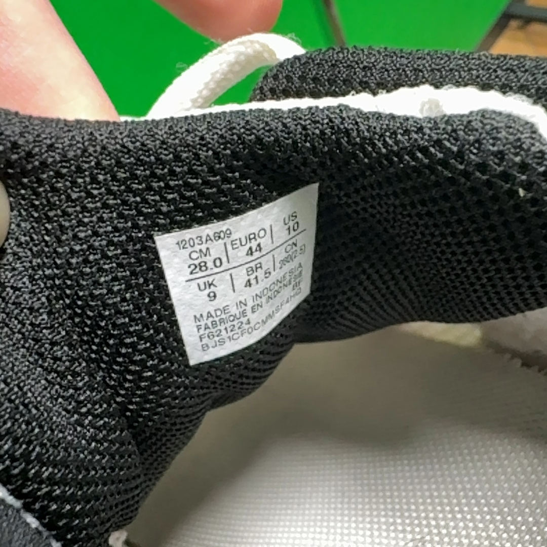 ASICS Gel-1130 White / Silver / Pink (1203A609)